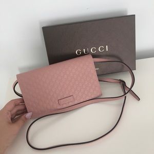 Gucci Wallet on chain